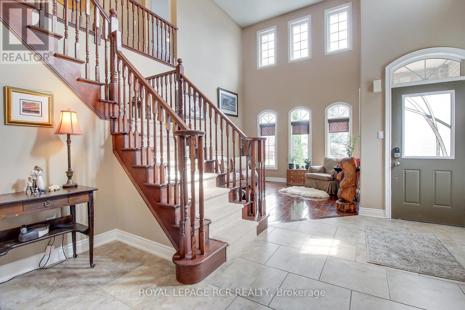 Photo 33 of 1047 Nantyr Drive, Innisfil ON
