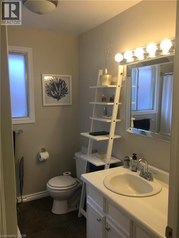 Photo 10 of 148 Green Valley Drive, Kitchener ON