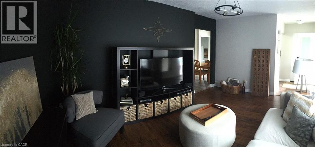 Photo 12 of 148 Green Valley Drive, Kitchener ON