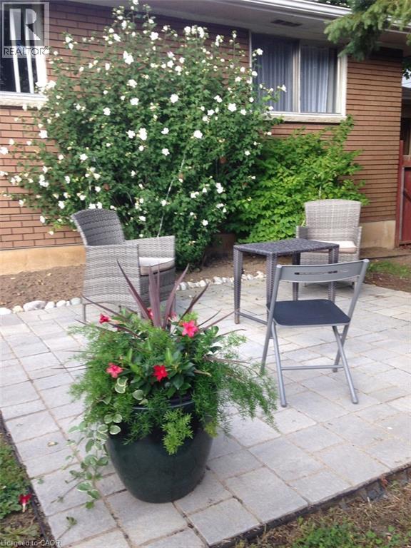 Photo 21 of 148 Green Valley Drive, Kitchener ON
