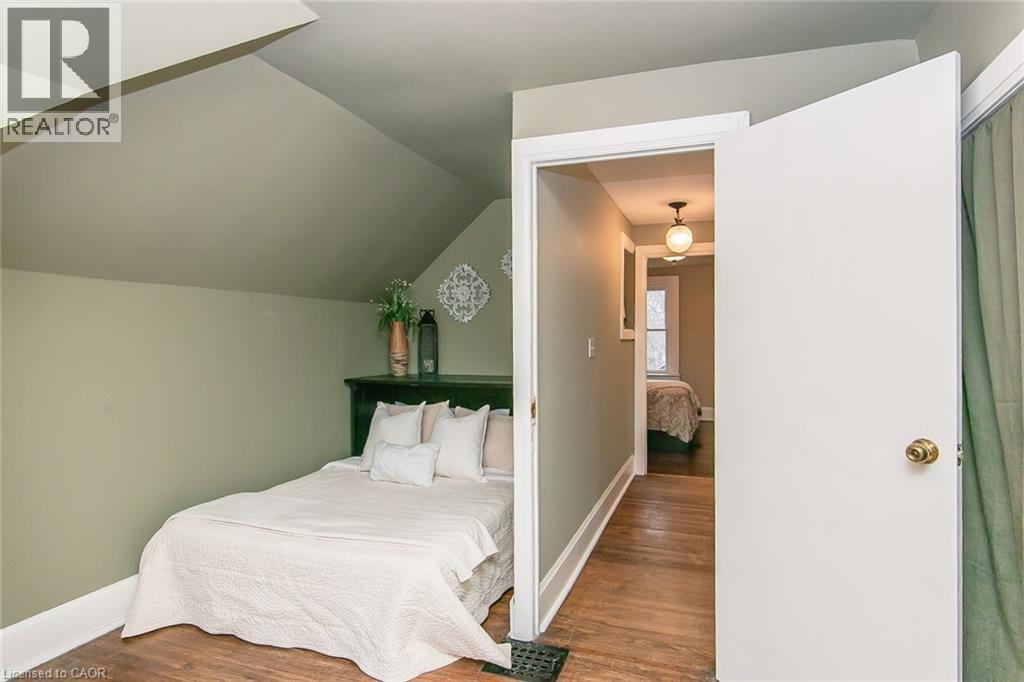 Photo 7 of 195 Edinburgh Road N, Guelph ON