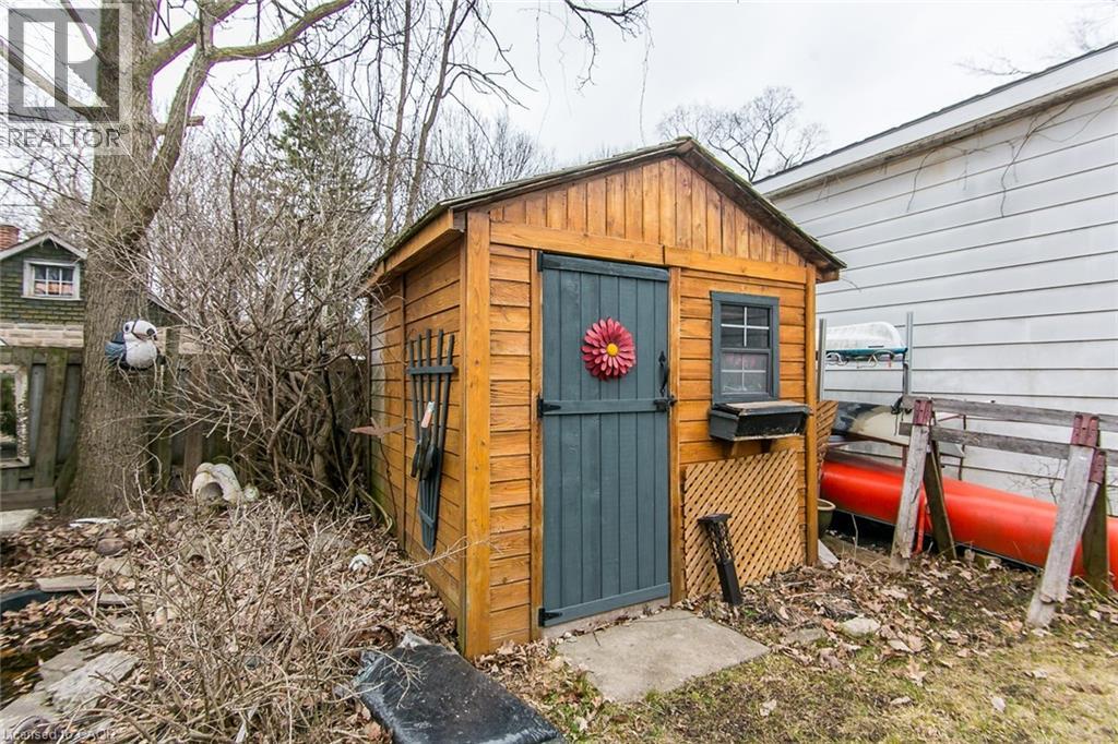 Photo 24 of 195 Edinburgh Road N, Guelph ON