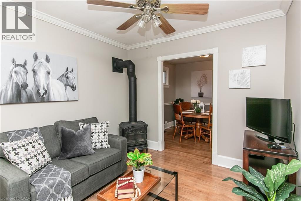 Photo 11 of 195 Edinburgh Road N, Guelph ON