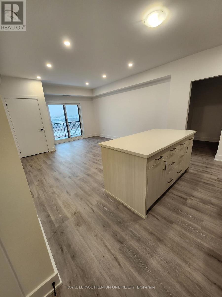 Photo 1 of 208 1 Chef Lane, Barrie ON