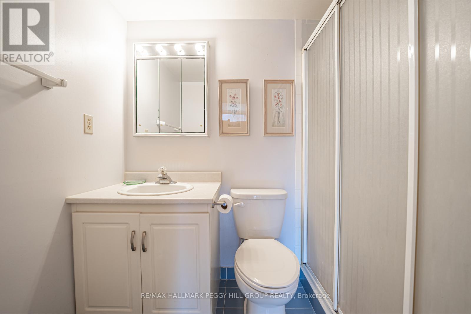 Photo 11 of 206 181 Collier Street, Barrie ON