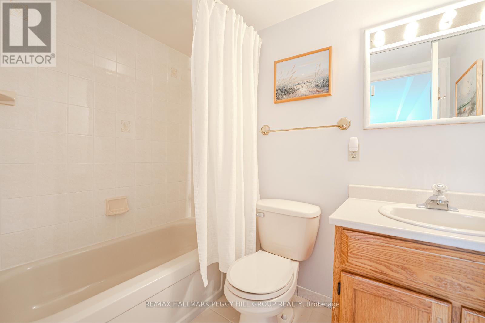 Photo 9 of 206 181 Collier Street, Barrie ON