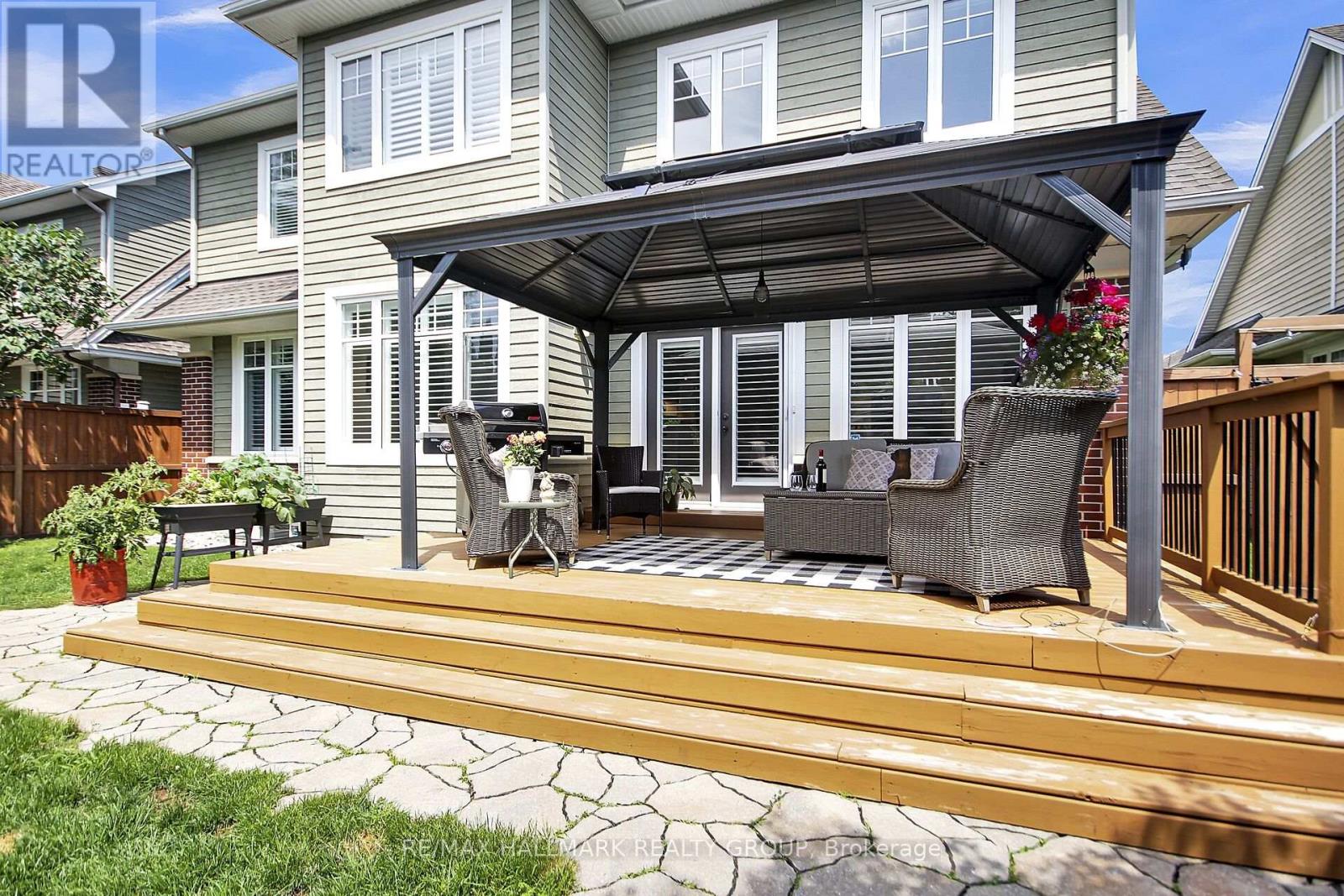 Photo 29 of 30 Oakbriar Crescent, Ottawa ON