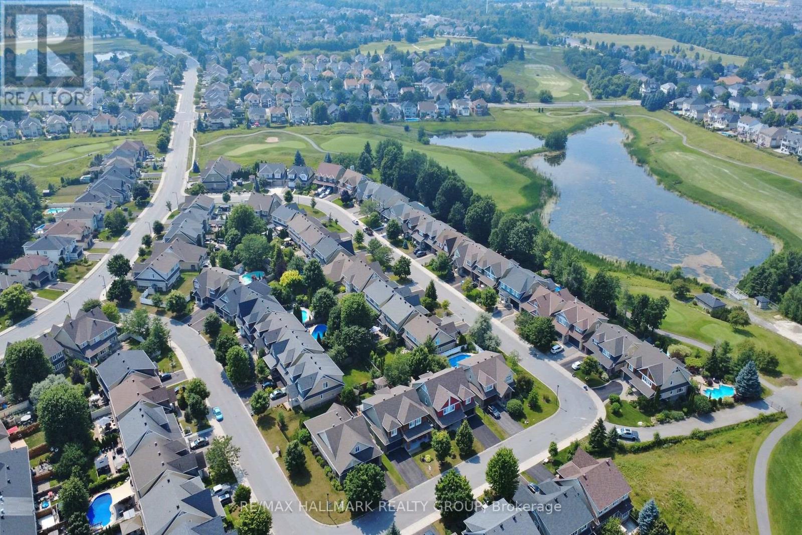 Photo 31 of 30 Oakbriar Crescent, Ottawa ON