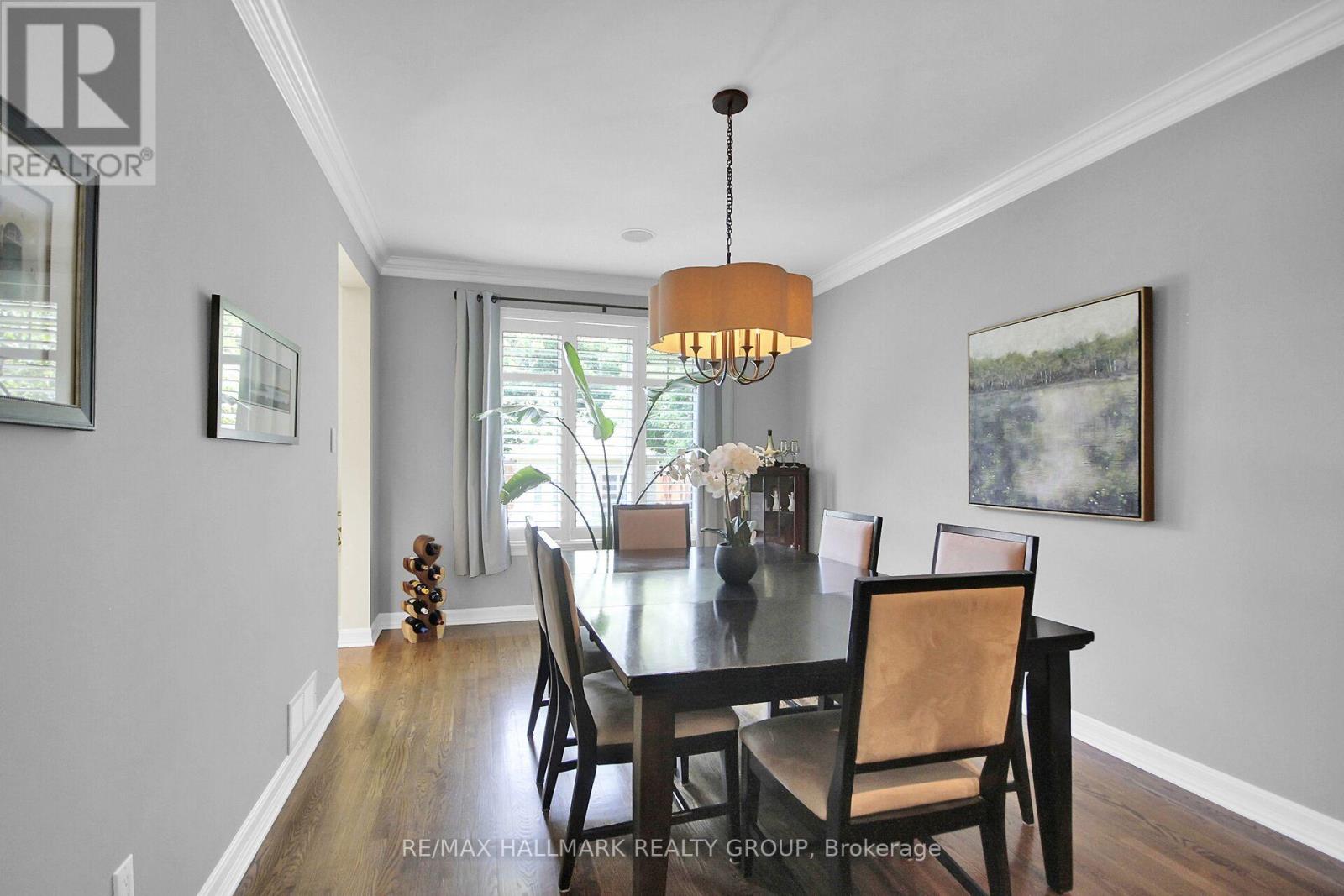 Photo 7 of 30 Oakbriar Crescent, Ottawa ON