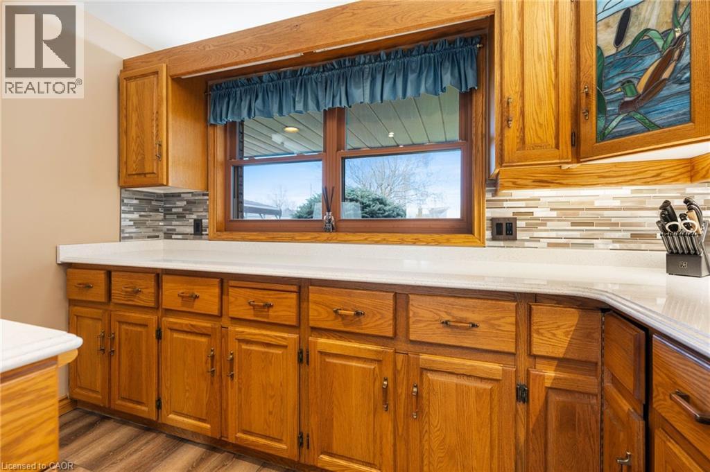 Photo 11 of 23 Poplar Road, Long Point ON