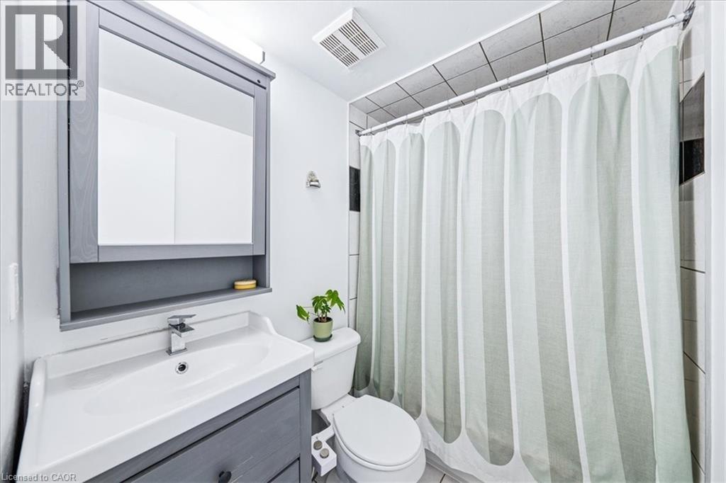 Photo 9 of 114 Vaughan Road Unit 103, Toronto ON