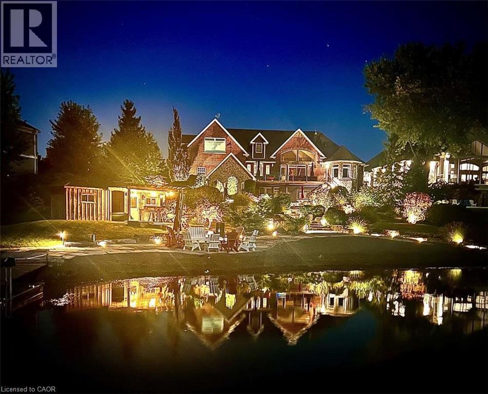 Photo 16 of 34 Sandy Shore Boulevard, Cambridge ON