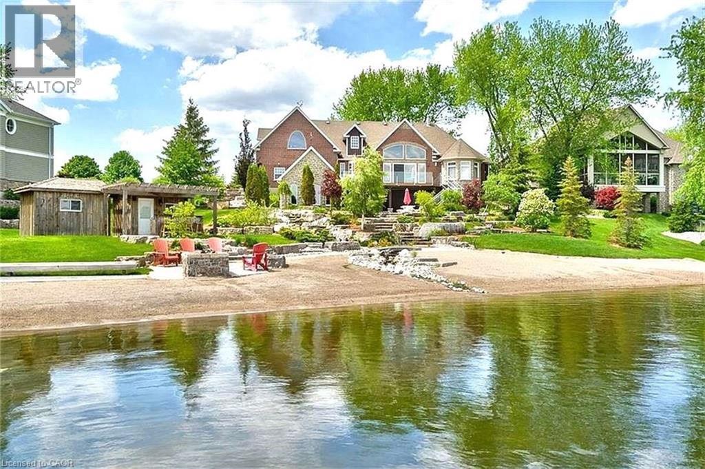 Photo 15 of 34 Sandy Shore Boulevard, Cambridge ON