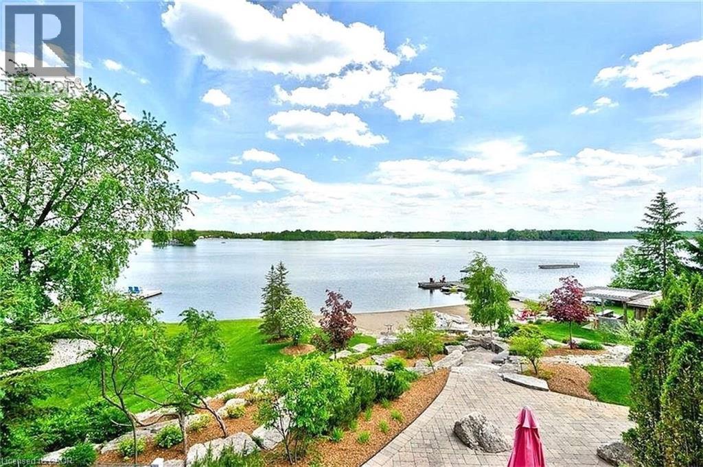 Photo 17 of 34 Sandy Shore Boulevard, Cambridge ON