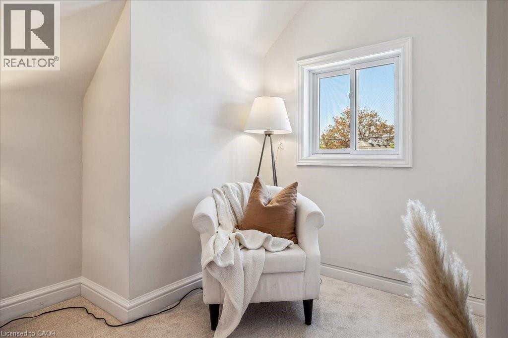 Photo 5 of 356 Fairfield Avenue, Hamilton ON