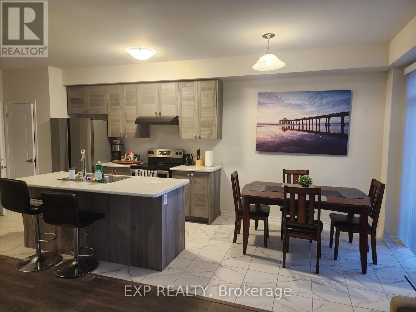 Photo 2 of 8 8317 Mulberry Drive, Niagara Falls ON
