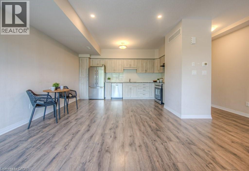 Photo 13 of 55 Progress Crescent, Kitchener ON