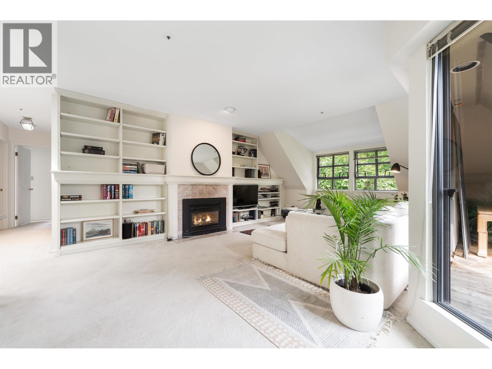 Photo 1 of E 403 628 W 12 Th Avenue, Vancouver BC