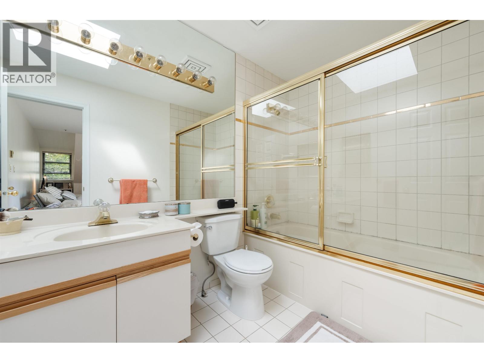 Photo 19 of E 403 628 W 12 Th Avenue, Vancouver BC