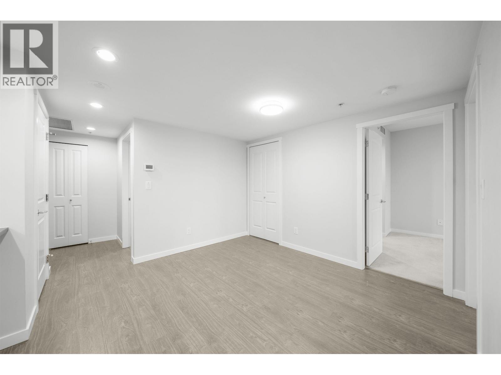 Photo 7 of 1610 3333 Brown Road, Richmond BC