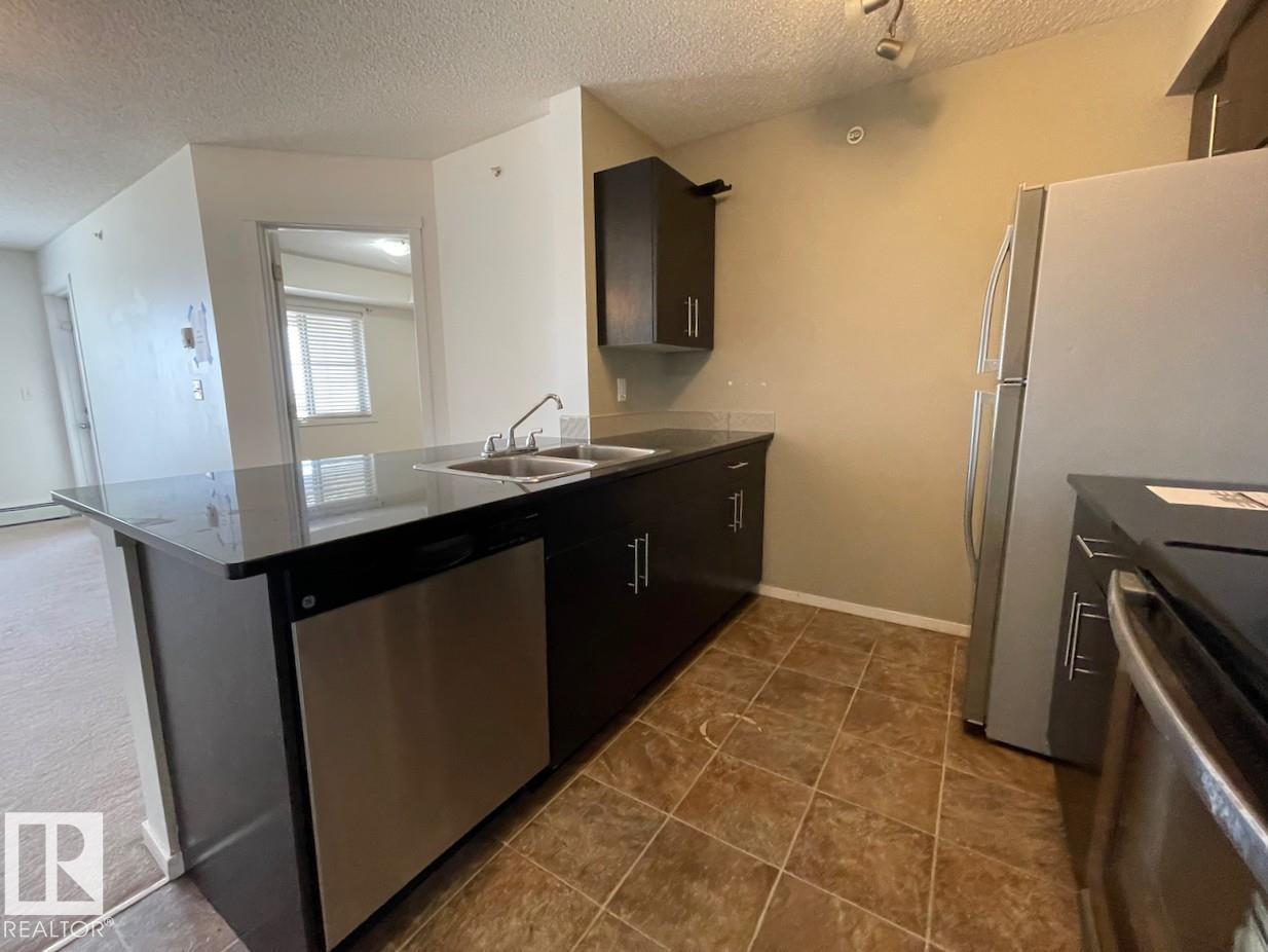 Photo 4 of 403 5810 Mullen Pl Nw, Edmonton AB