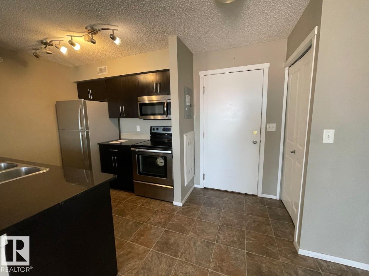 Photo 6 of 403 5810 Mullen Pl Nw, Edmonton AB