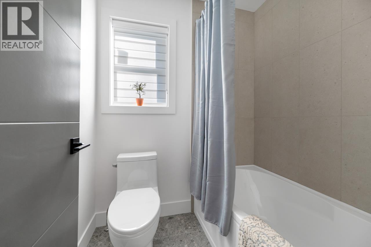 Photo 27 of 24476 Jenewein Drive, Maple Ridge BC
