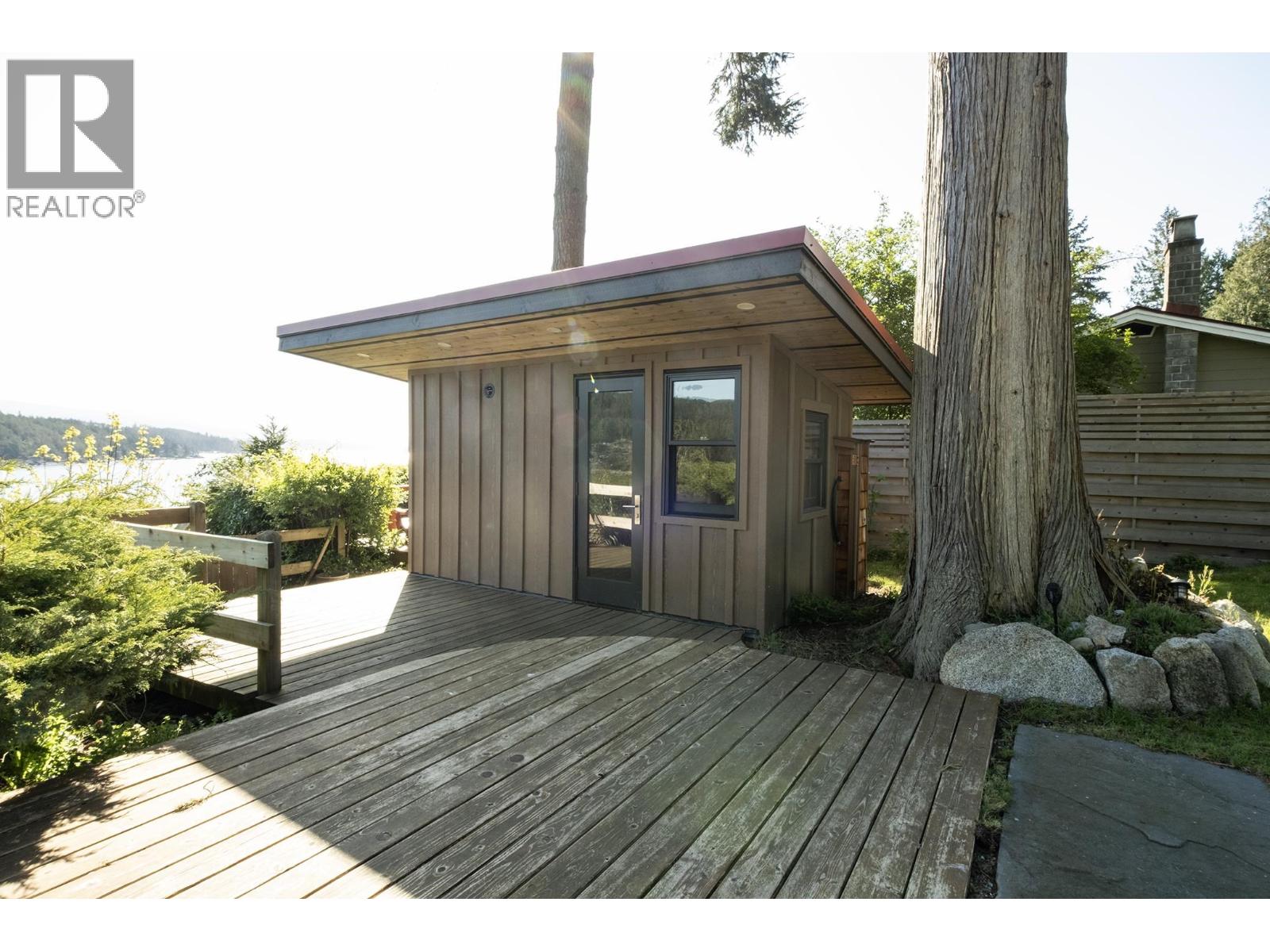 7626 EUREKA AVENUE, Halfmoon Bay