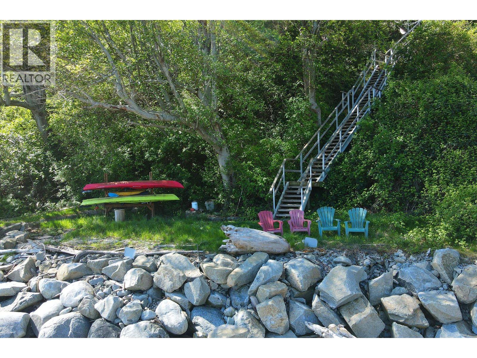 7626 EUREKA AVENUE, Halfmoon Bay