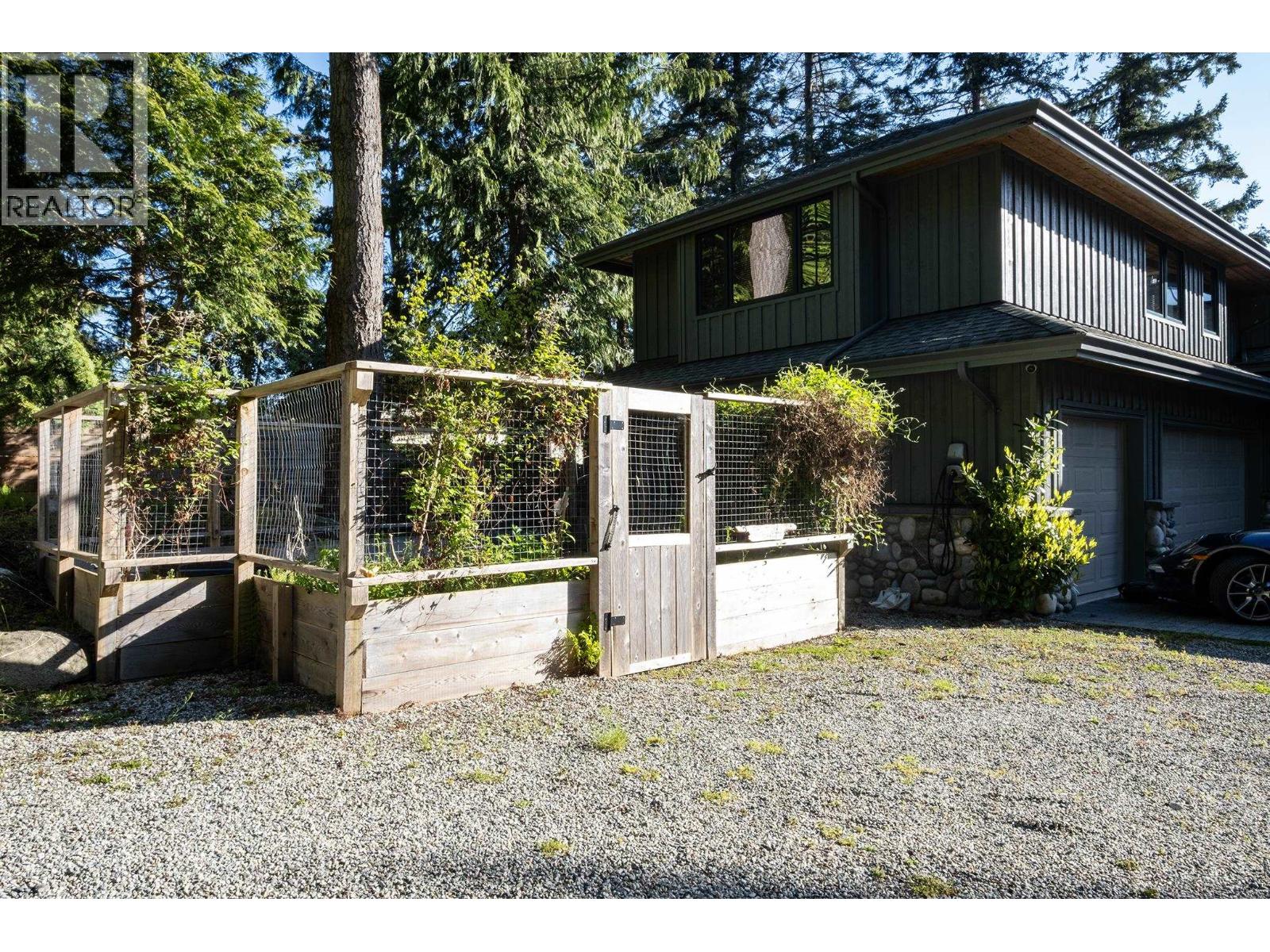 7626 EUREKA AVENUE, Halfmoon Bay