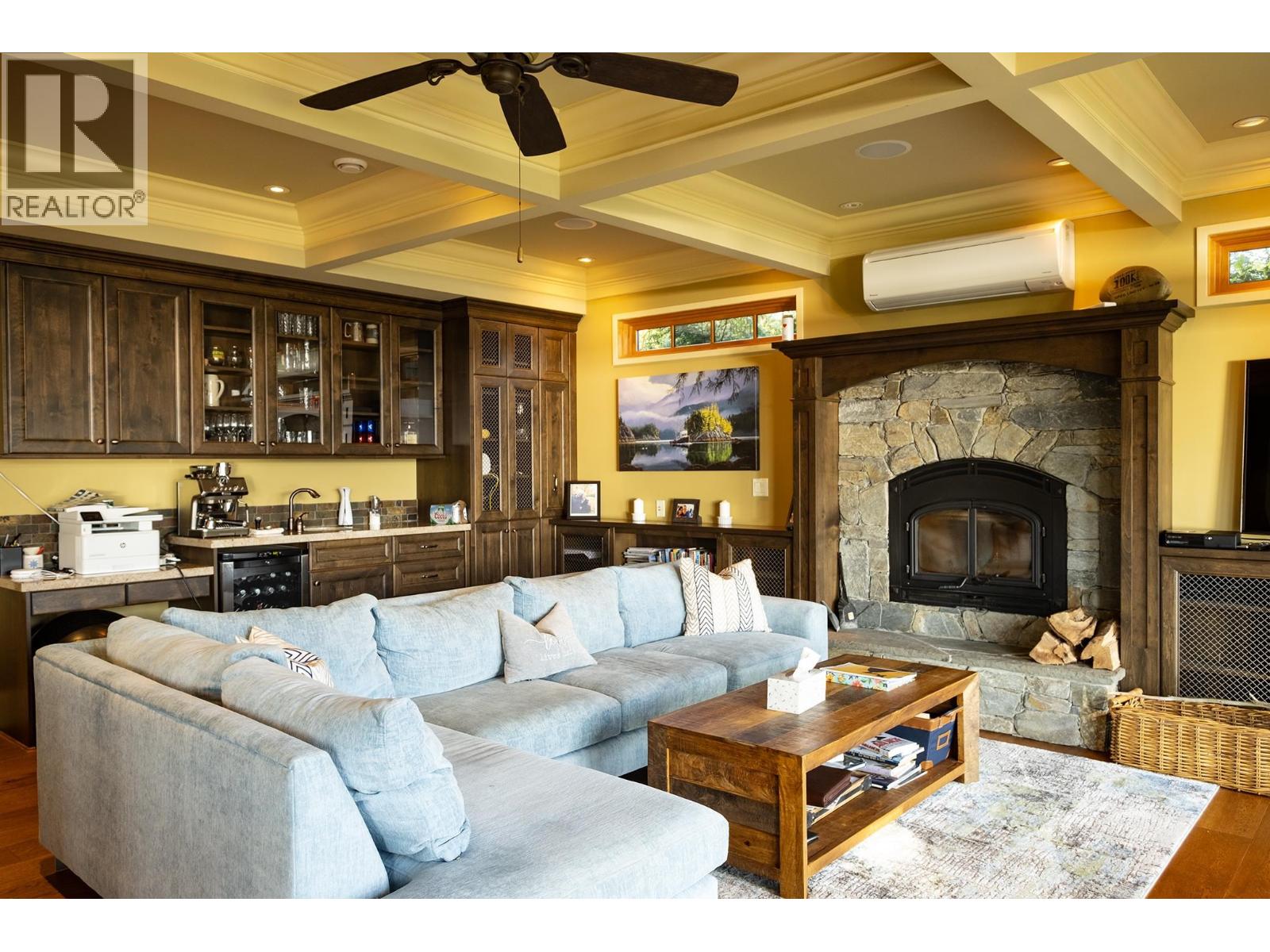 7626 EUREKA AVENUE, Halfmoon Bay