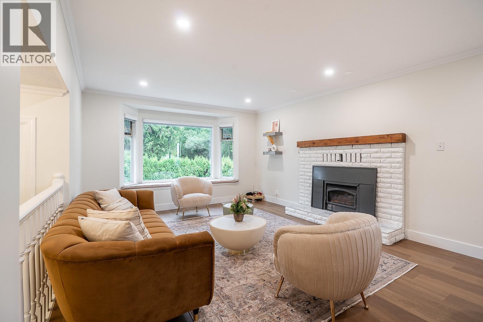 Photo 11 of 2640 Mclaughlin Court, Coquitlam BC