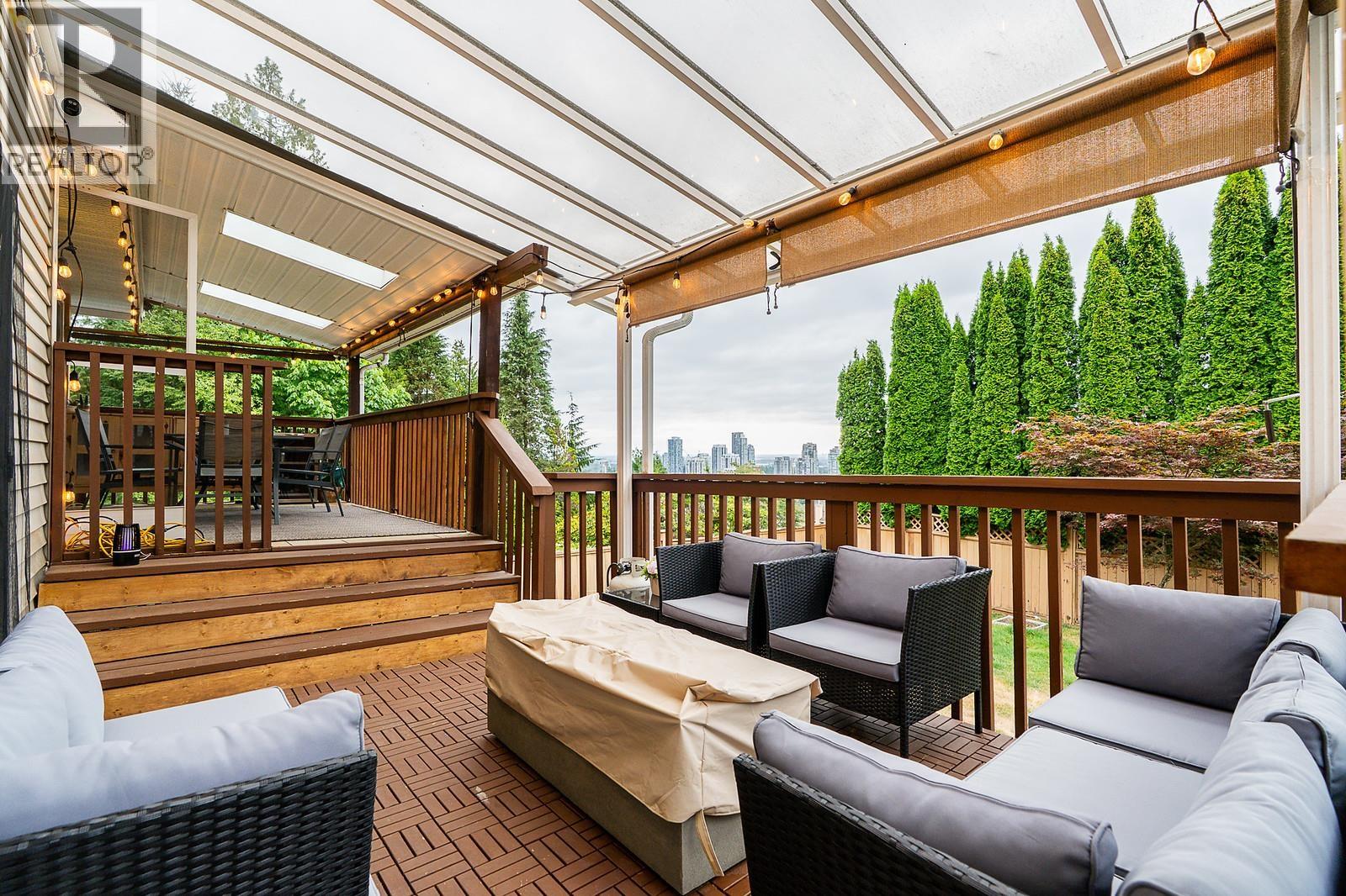 Photo 4 of 2640 Mclaughlin Court, Coquitlam BC