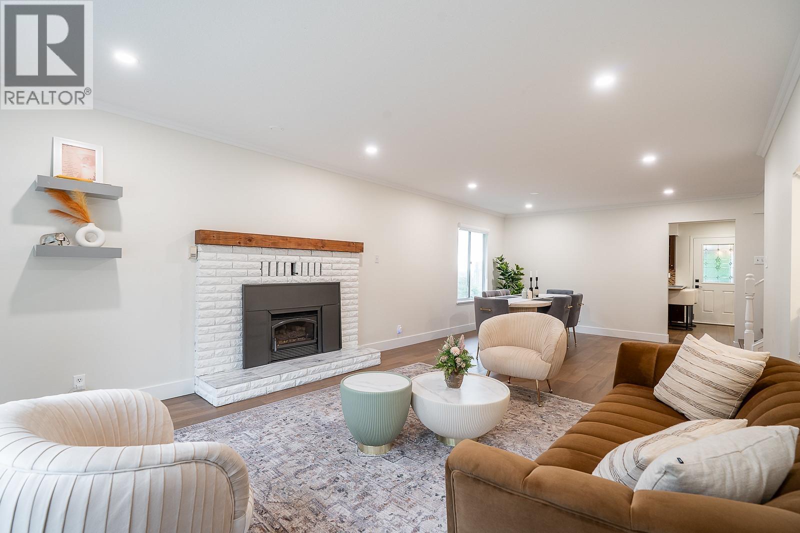 Photo 9 of 2640 Mclaughlin Court, Coquitlam BC