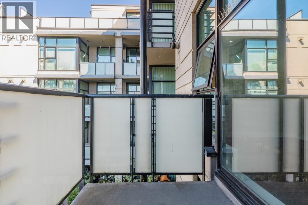 Photo 6 of 322 8988 Hudson Street, Vancouver BC