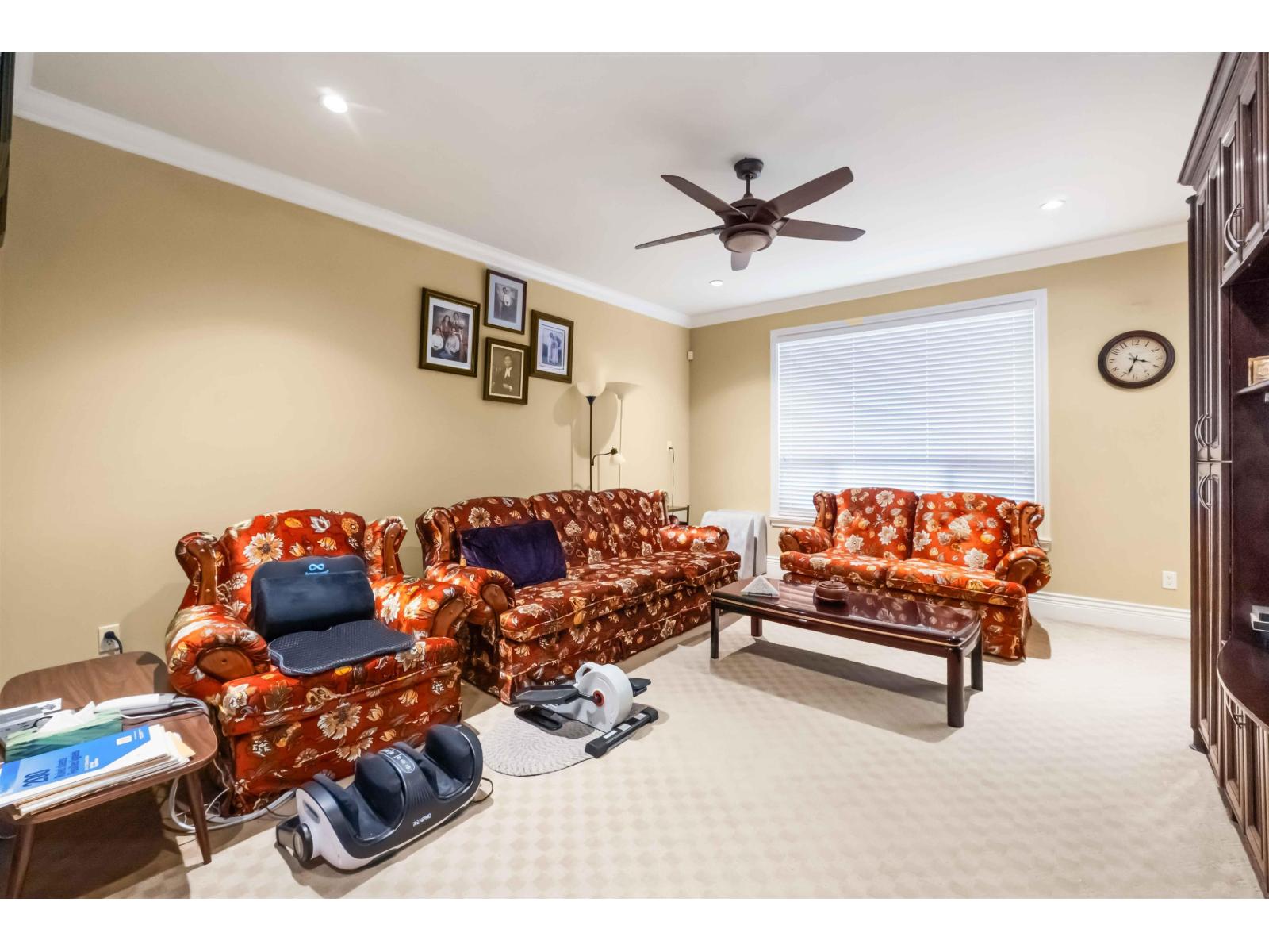 Photo 13 of 6832 Kilburn Place, Surrey BC