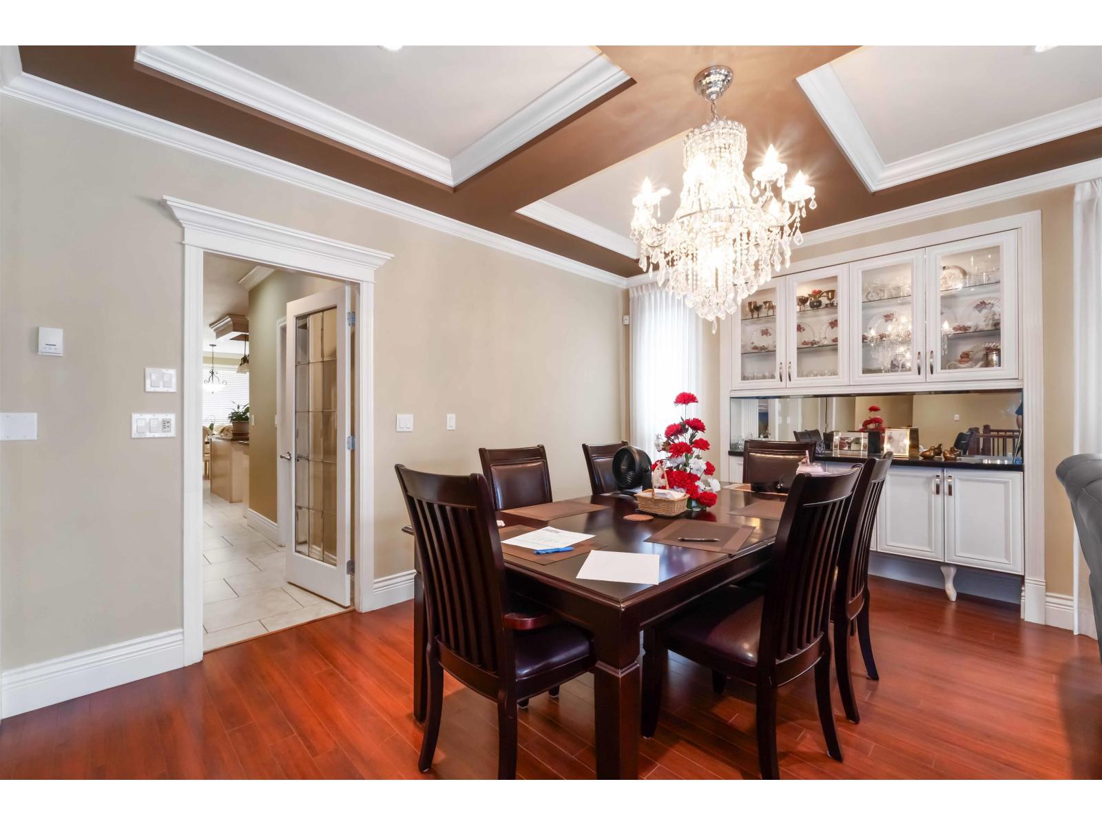 Photo 9 of 6832 Kilburn Place, Surrey BC
