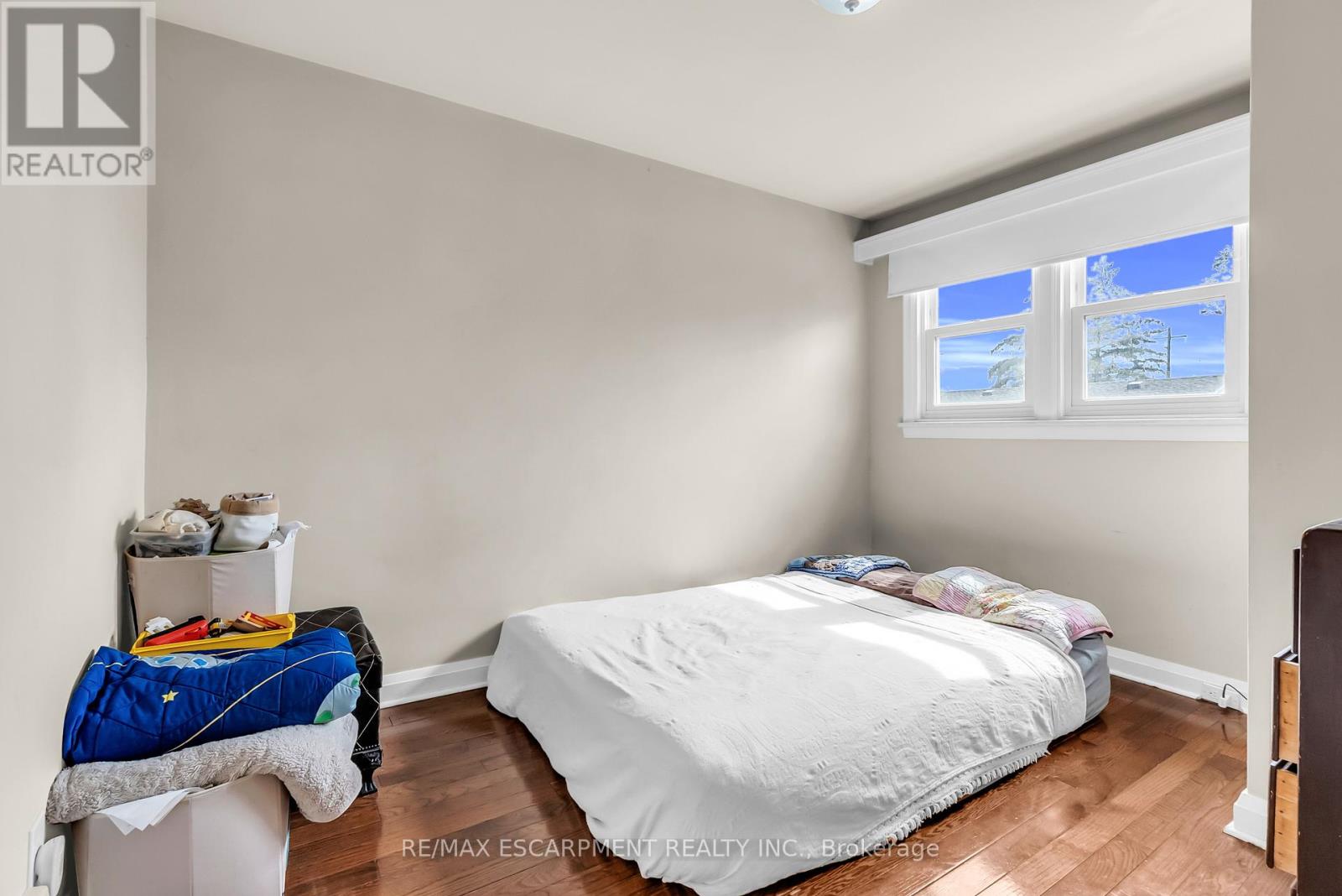 Single Family House for Sale in  CLOVERDALE AVENUE Hamilton (Rosedale) 