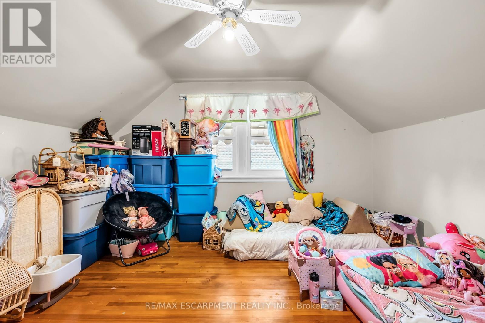 Single Family House for Sale in  CLOVERDALE AVENUE Hamilton (Rosedale) 