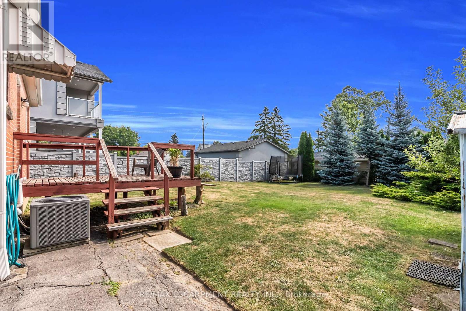 Single Family House for Sale in  CLOVERDALE AVENUE Hamilton (Rosedale) 