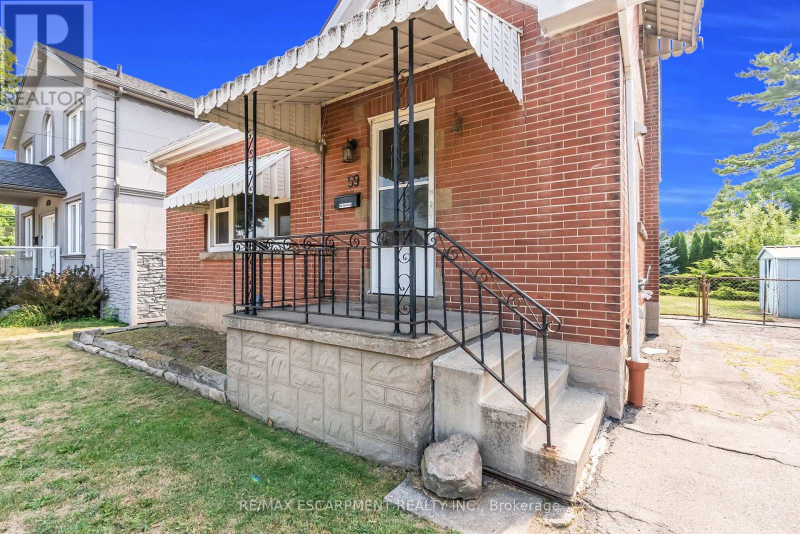 Single Family House for Sale in  CLOVERDALE AVENUE Hamilton (Rosedale) 