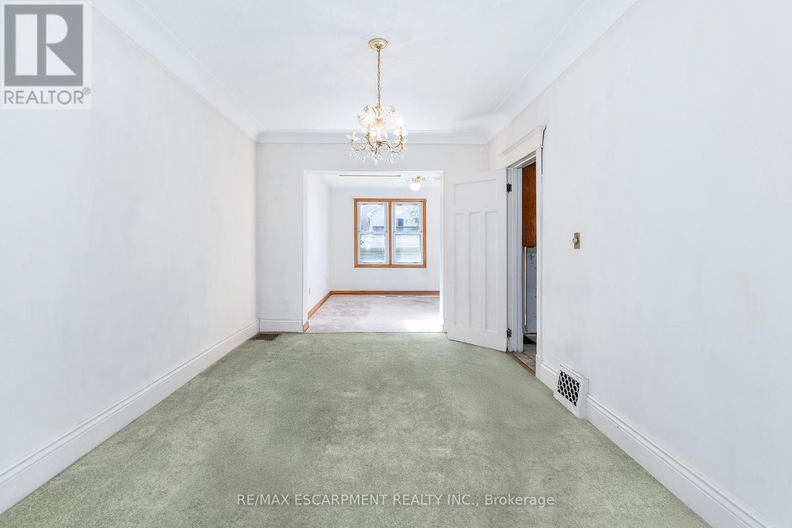 Photo 22 of 62 Alpine Avenue, Hamilton ON
