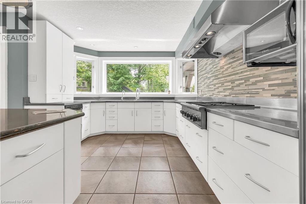 Photo 14 of 358 Green Acres Drive, Waterloo ON