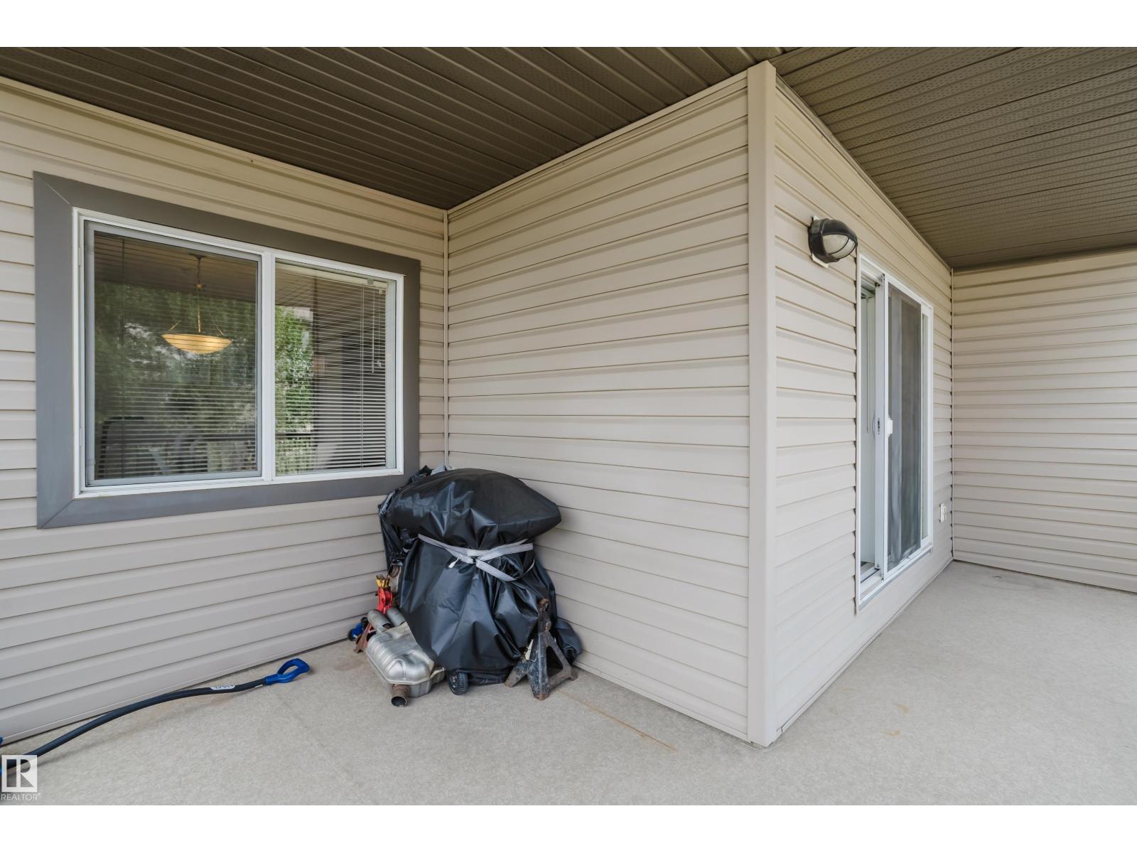 Photo 12 of 302 1188 Hyndman Rd Nw, Edmonton AB