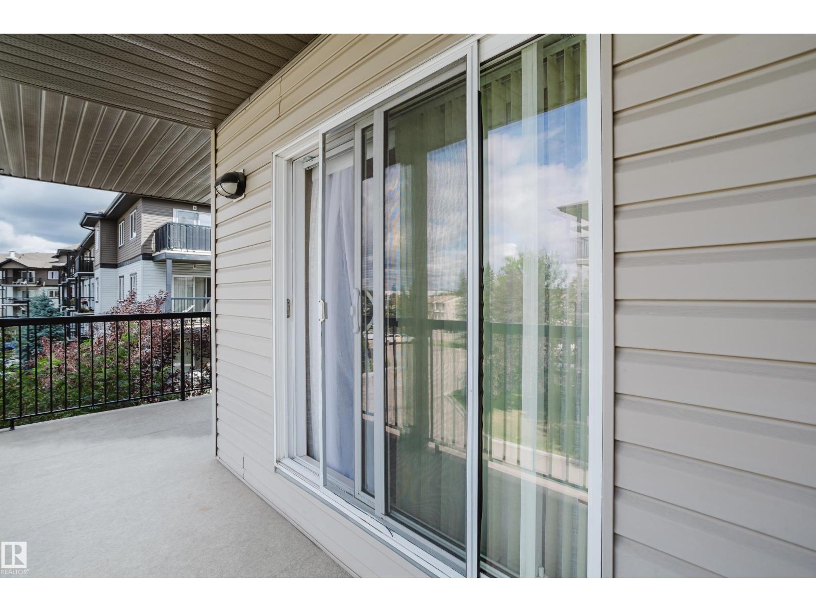 Photo 11 of 302 1188 Hyndman Rd Nw, Edmonton AB