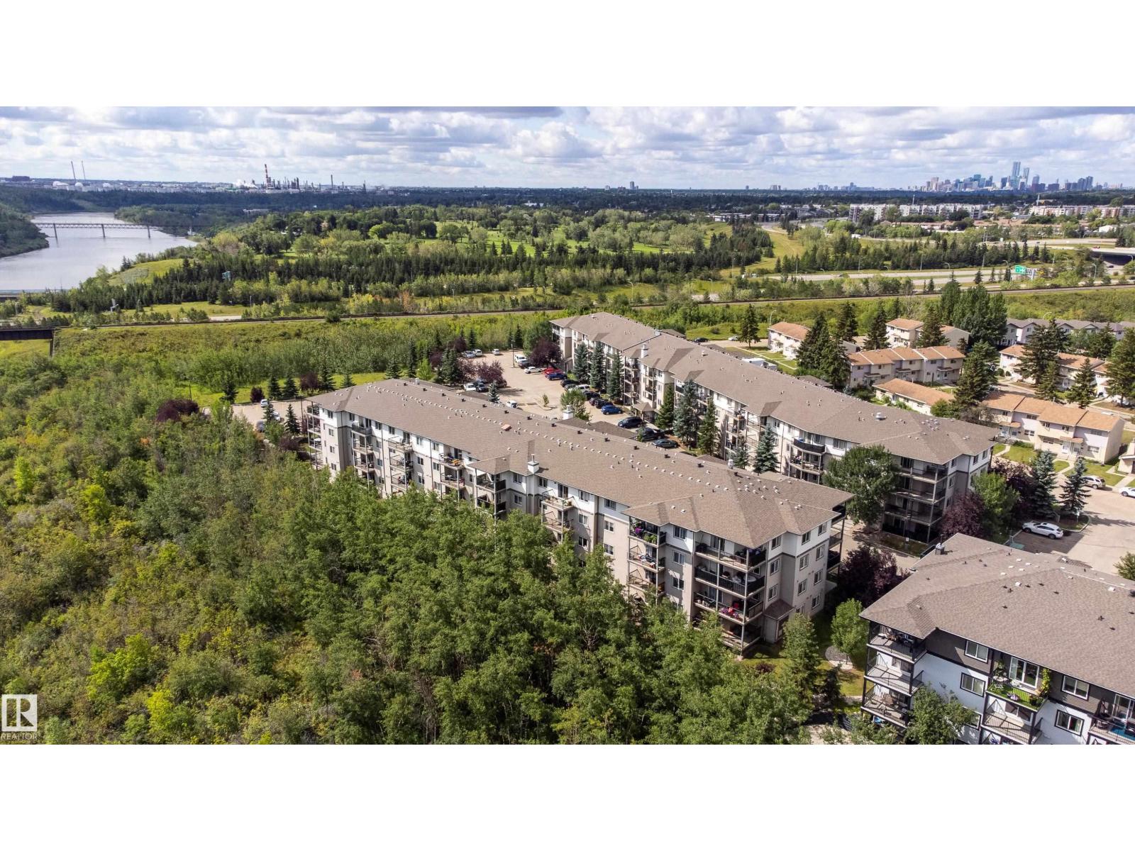 Photo 31 of 302 1188 Hyndman Rd Nw, Edmonton AB