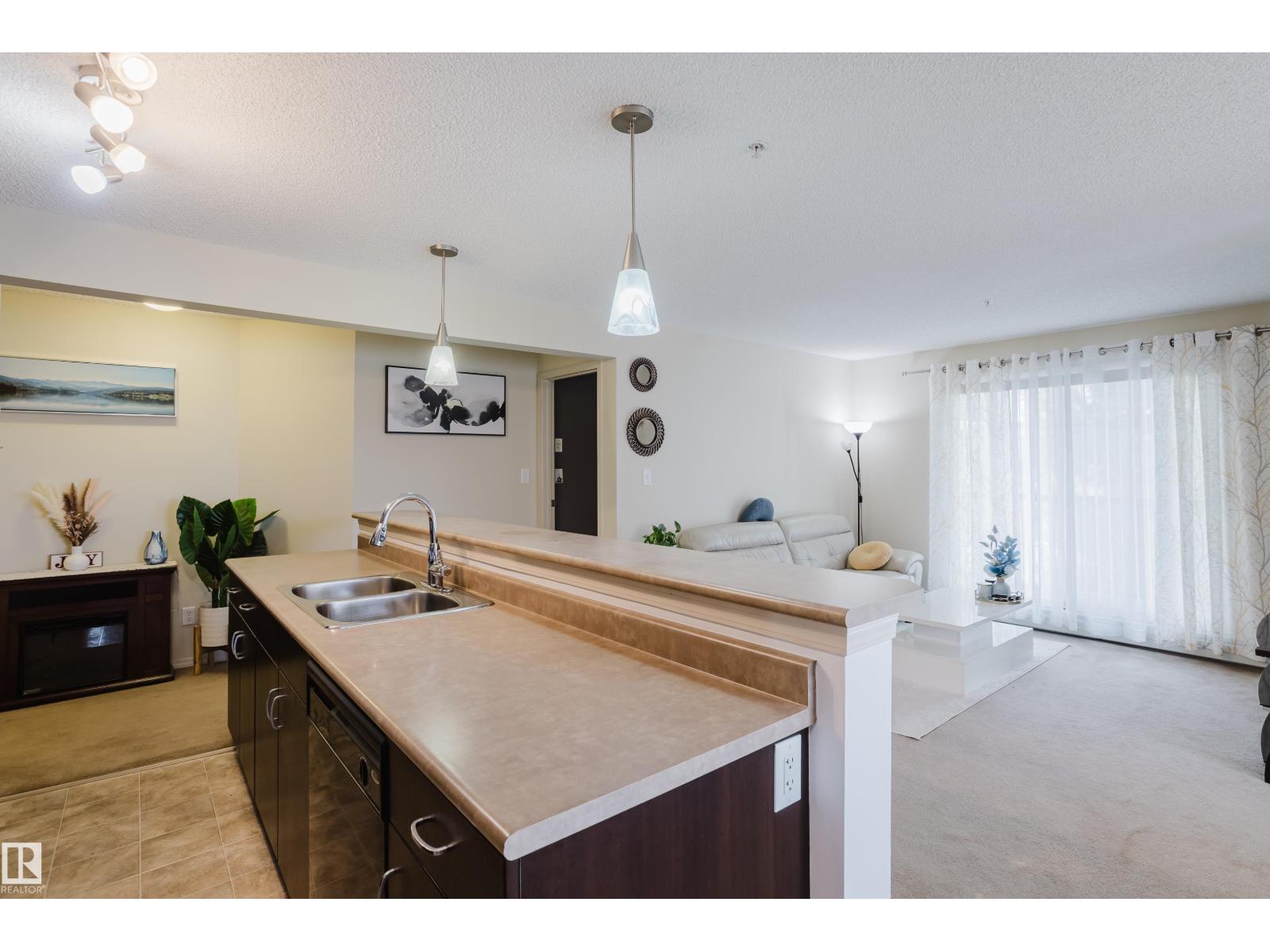 Photo 17 of 302 1188 Hyndman Rd Nw, Edmonton AB