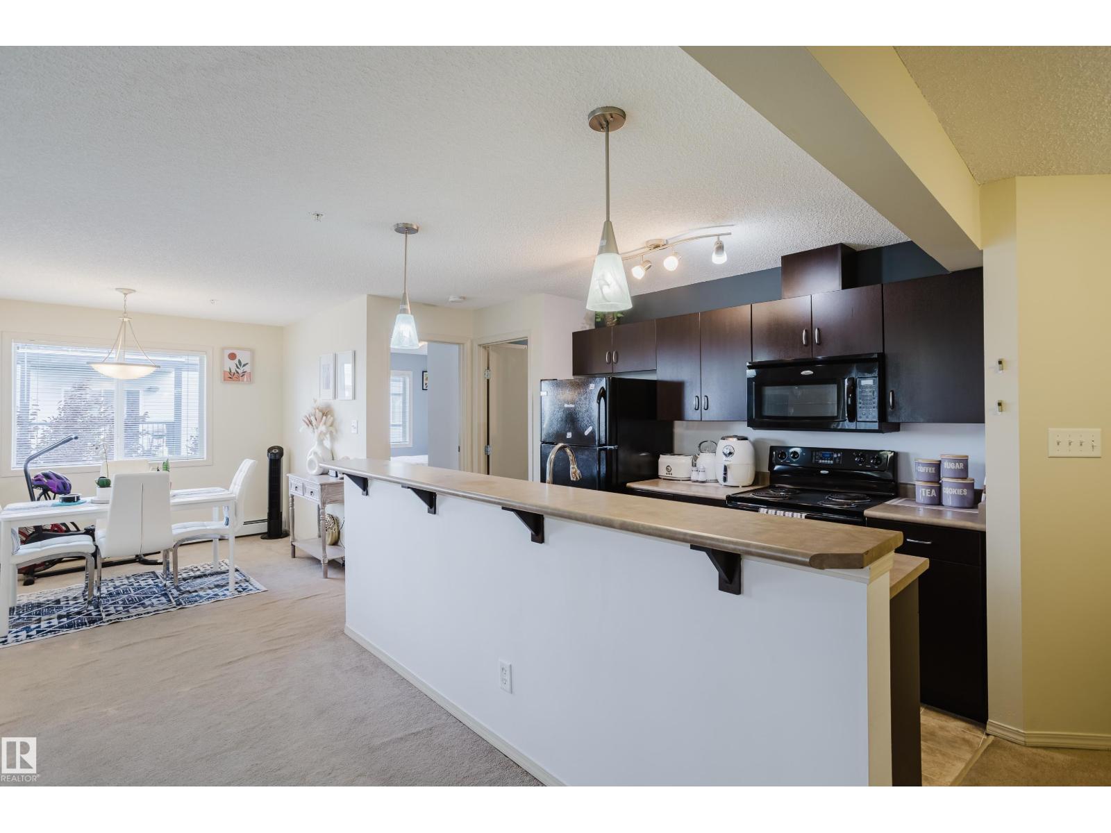 Photo 2 of 302 1188 Hyndman Rd Nw, Edmonton AB