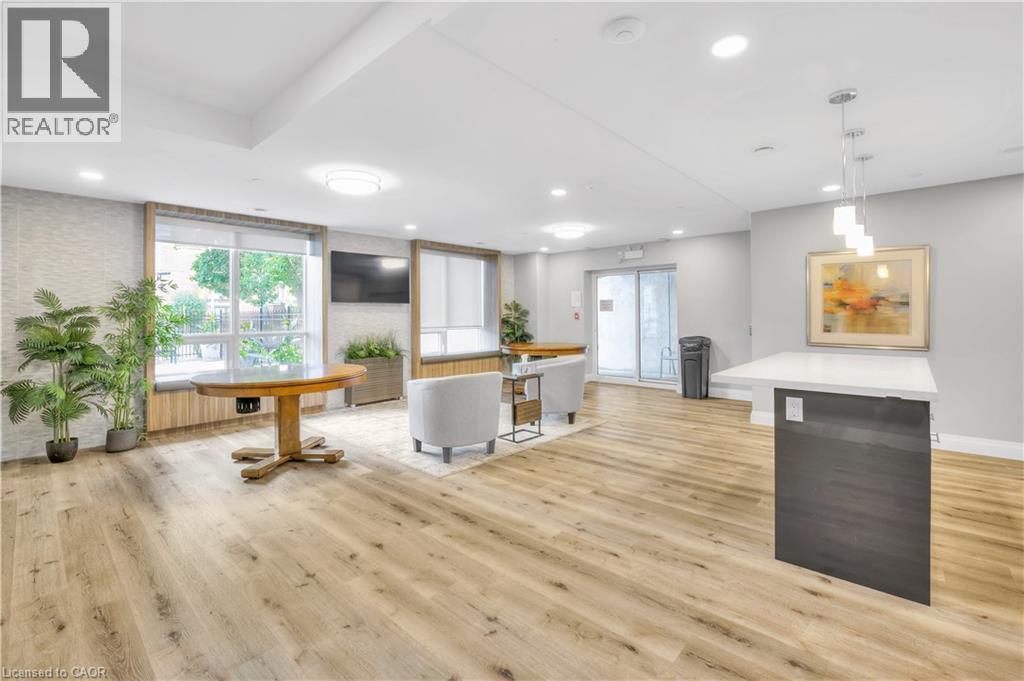 Photo 8 of 399 Queen Street S Unit 211, Kitchener ON