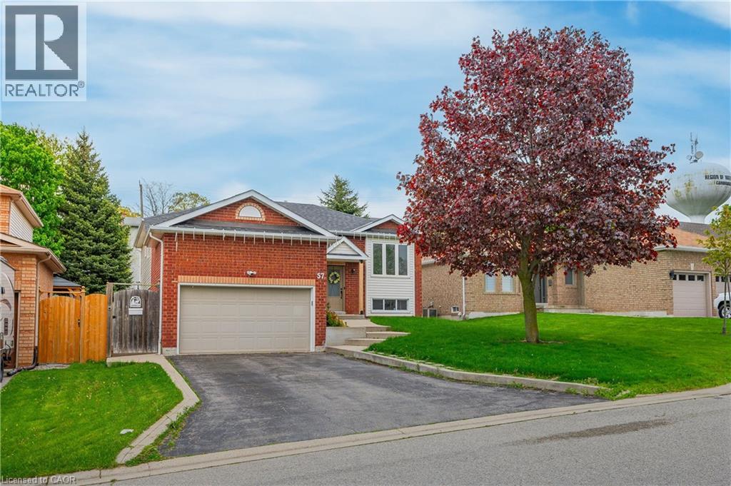 Photo 10 of 57 Oak Hill Drive Unit Lower, Cambridge ON